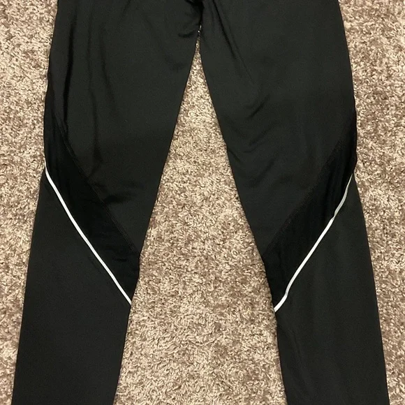 Zella Black Leggings with White Striping, Size XS - Picture 4 of 6